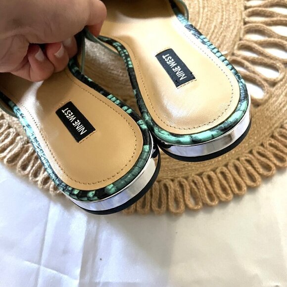 Nine West Blue Snakeskin Faux Leather Risha Mules Size 9 - Picture 5 of 7